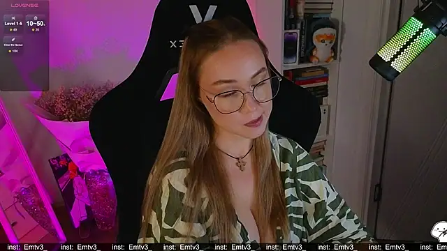 Emili1- live sex cam