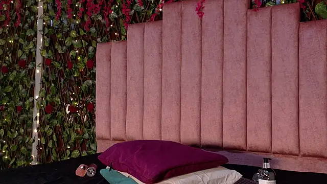 MiaJanss's cam snapshot