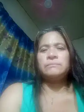 yoursPinayMama1682's cam snapshot