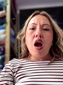 VIOLETA-25_ live sex cam