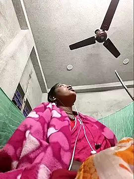 vipmonalisha's cam snapshot