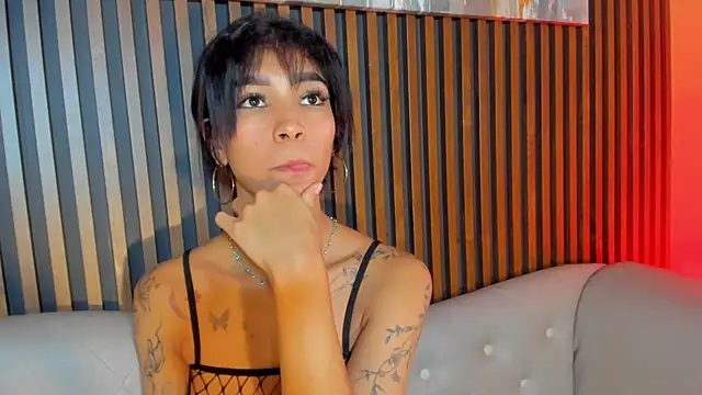 LauraAristizabal's cam snapshot