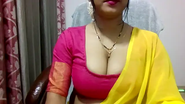 Queenhimanshi live sex cam