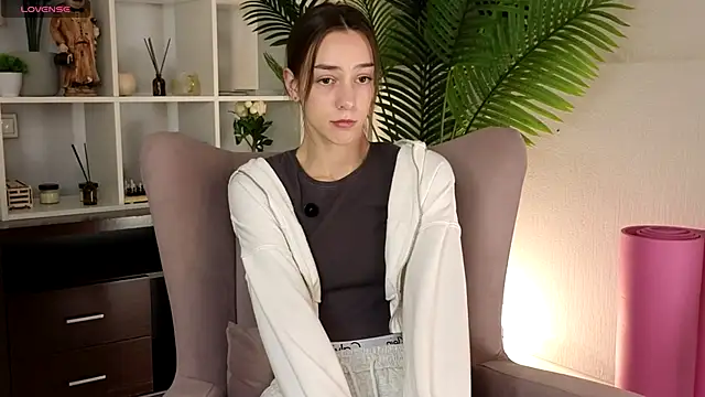 MelitaZmijewski's cam snapshot