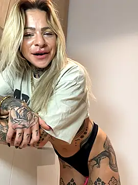 Divina_X_'s cam snapshot