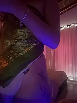 GabriSaenz live sex cam