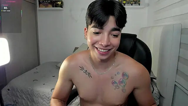 santy7v7 live sex cam