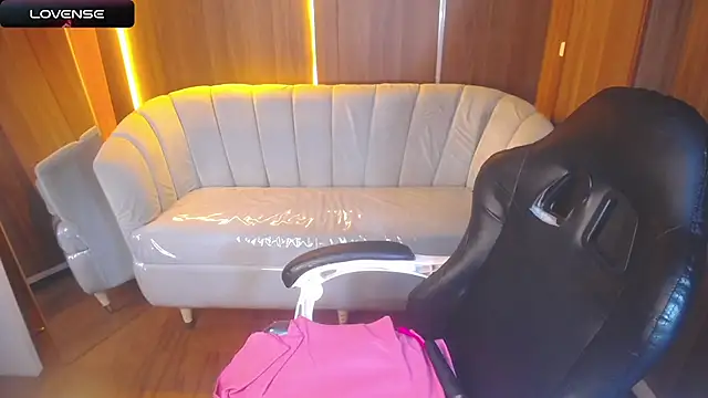 Kitty_fox_b live sex cam