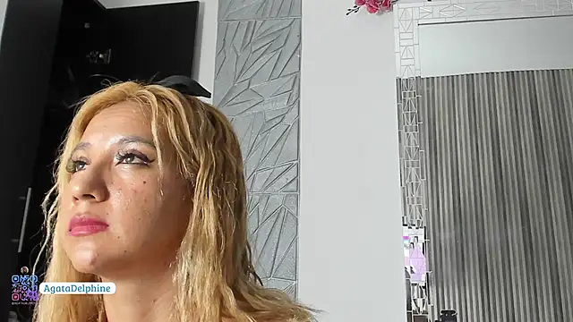 agatadelphine live sex cam