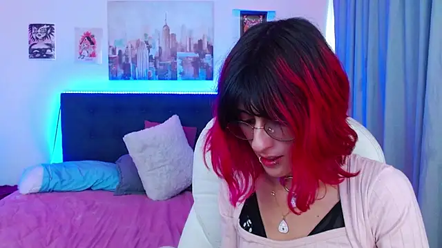 goth_minerva's cam snapshot