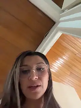 Isabella_Varella live sex cam