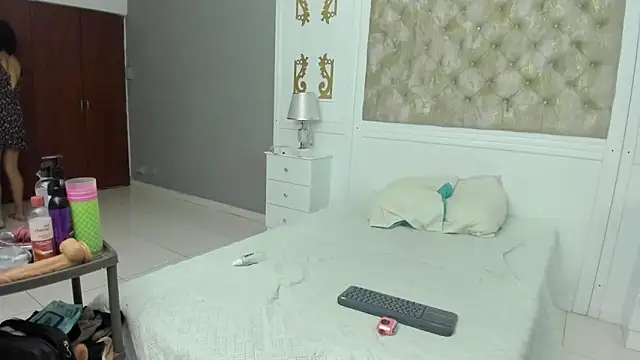 SilvanaOwen's cam snapshot