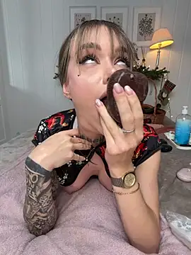 mc-Olivia live sex cam