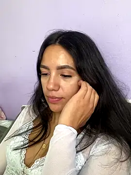 Marianahb-e live sex cam