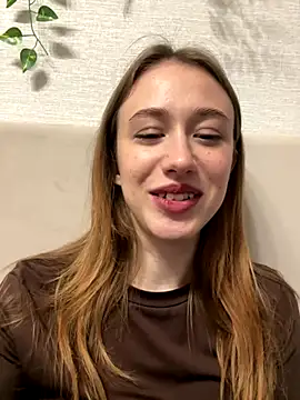 Rina_Tyler live sex cam