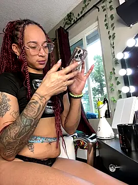 Shuggabutt live sex cam