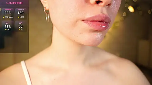 alma_yammy's cam snapshot