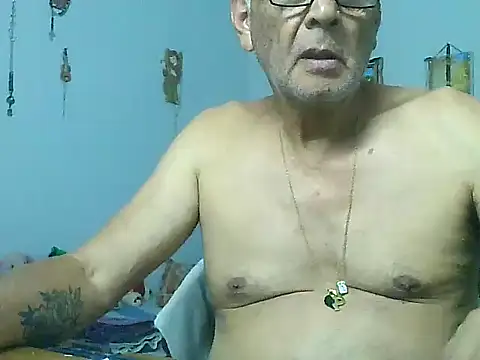 dirtysluttyfist's cam snapshot