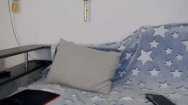 CarterCole's cam snapshot