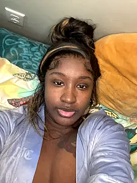 ToyaThick live sex cam