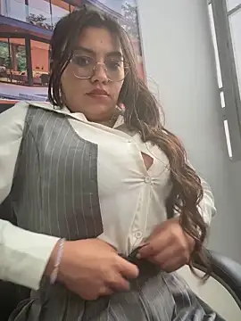 LIZ-06_'s cam snapshot