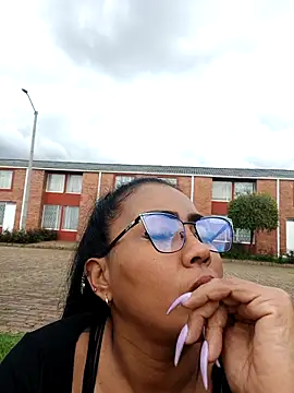 Ariana_Rodriguez's cam snapshot