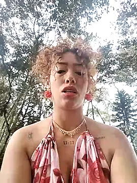 roxyrougee's cam snapshot