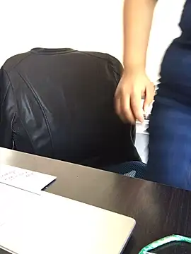 Evil_kitty6's cam snapshot