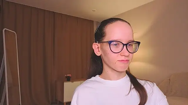 BettyBrowni's cam snapshot