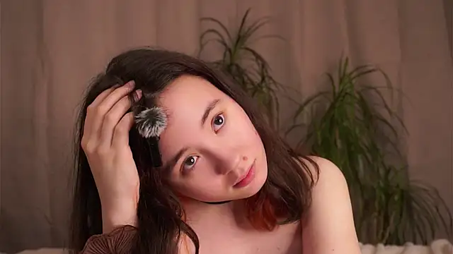 AlbertaClack's cam snapshot