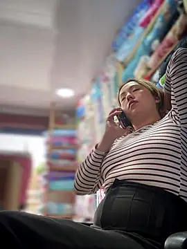 VIOLETA-25_ live sex cam