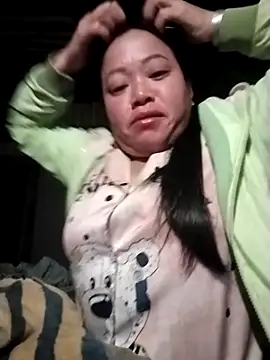 AlilaK2's cam snapshot