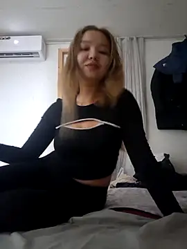 SherrylShaw's cam snapshot