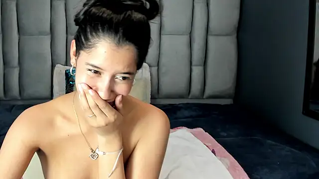 Connie_Bell's cam snapshot