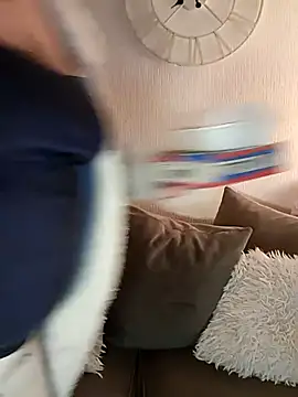 Nova-WiseX's cam snapshot