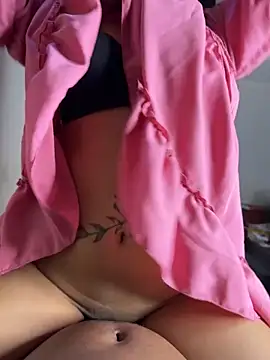 Suhu_love's cam snapshot