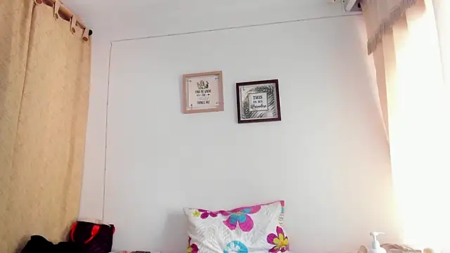 selena_jhonson's cam snapshot