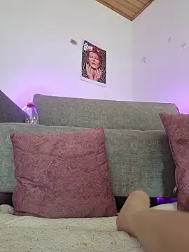 dirty_diiana's cam snapshot