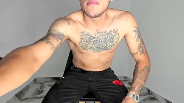 mikee_scooth's cam snapshot