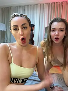 RollingGirls live sex cam