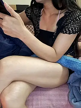 Cute-Zarina's cam snapshot