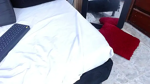 xandrinakarzon's cam snapshot