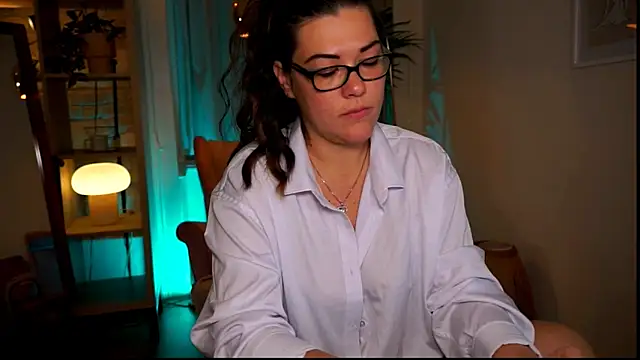 mrs_fllowerr's cam snapshot