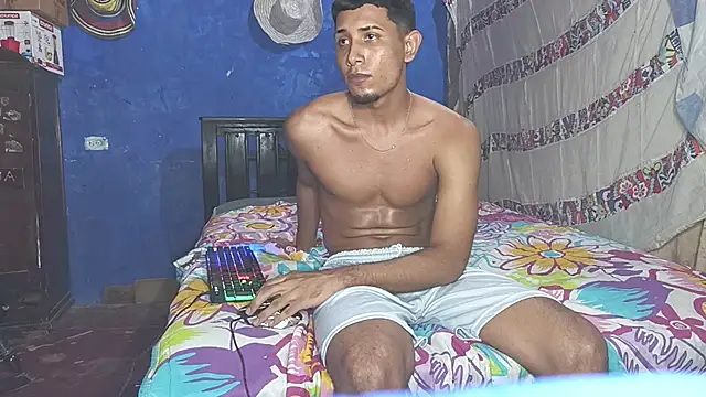 Liam_Thomas live sex cam