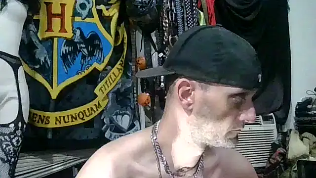 slinginbigD's cam snapshot