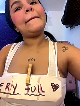 Brunette_Dirty_0limits's cam snapshot