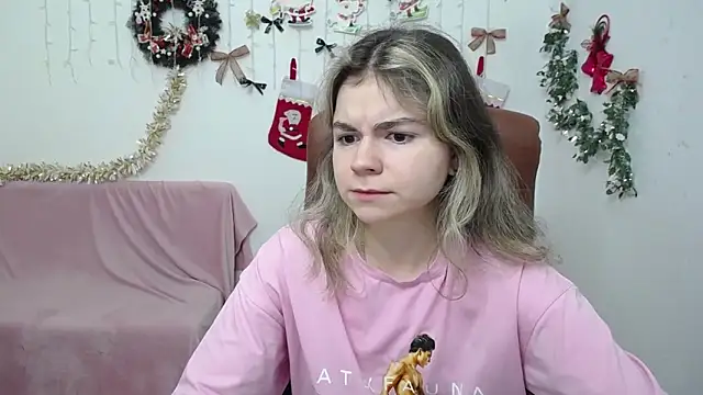 TinaRedly's cam snapshot