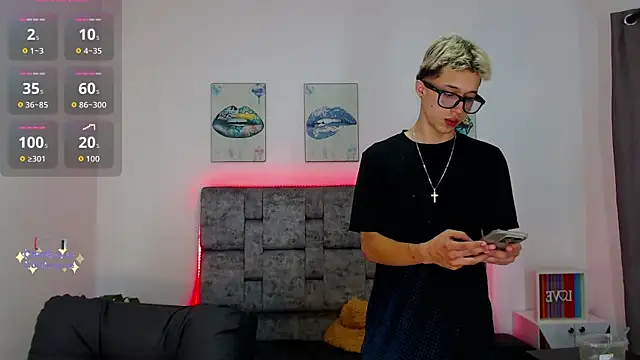 skinny_bigcock02 live sex cam