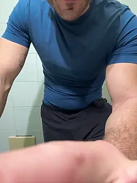 giovan2020 live sex cam