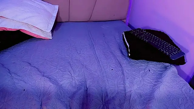 ValeriaAguilar live sex cam